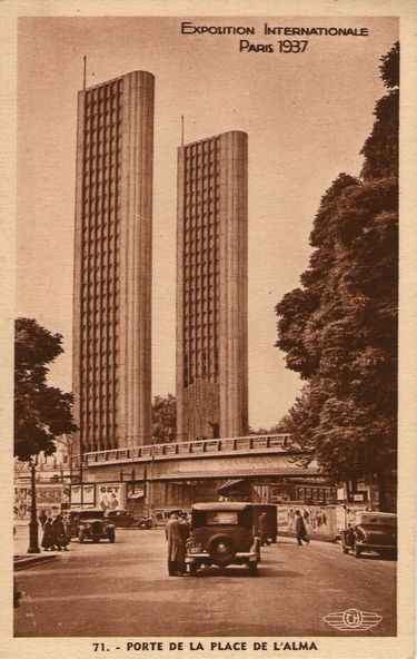 La place de l'Alma durant l'Exposition Universelle 1937 - via @parisancien